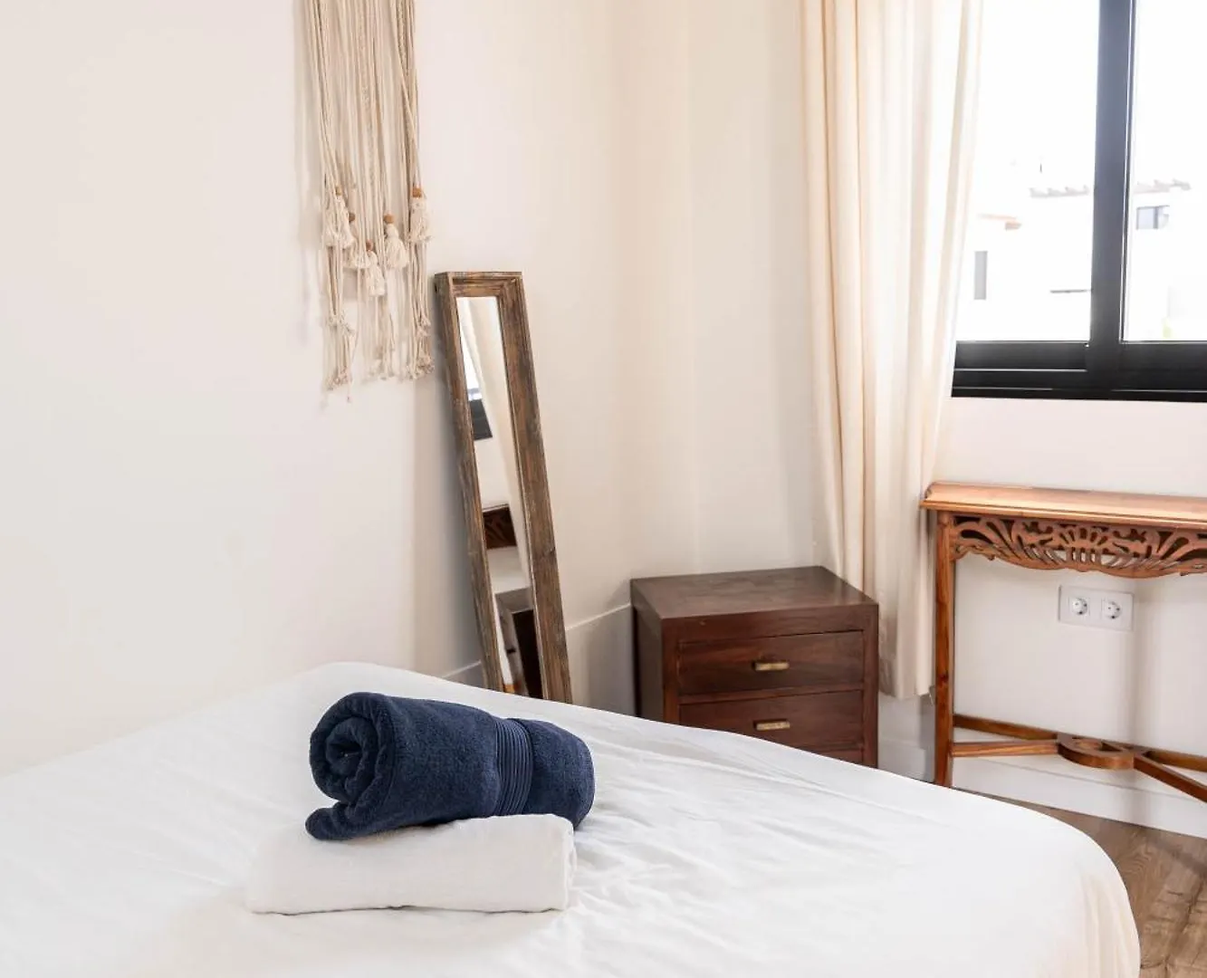 מלון קורלחו Coco Surfhouse - Coworking Coliving ספרד