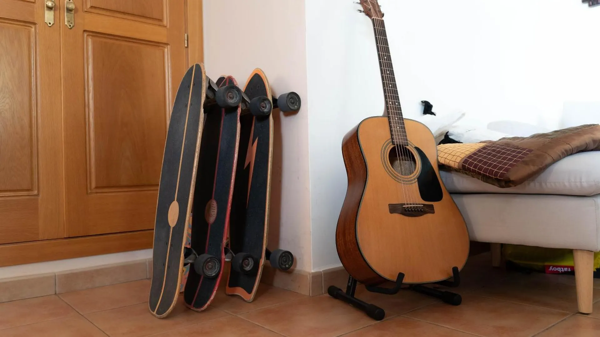 מלון קורלחו Coco Surfhouse - Coworking Coliving בית הארחה